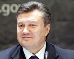 Янукович разрешил выдвигать миллионные иски против журналистов