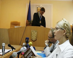 Киреев выгнал депутата из зала суда