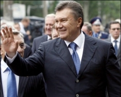Янукович поздравил шахтеров с праздником 