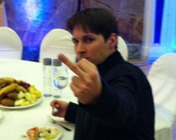 Павел Дуров бежал в США