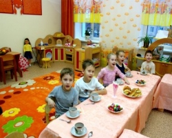 В Киевском детском саду 27 малышей получили отравление 