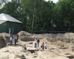 На Харьковщине раскопали древний клад