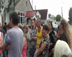 Жители Врадиевки вступились за одного из насильников Крашковой