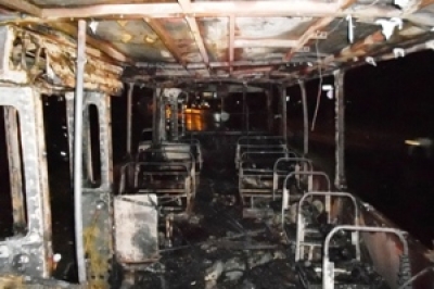 При обстреле Луганска, в депо сгорело 5 троллейбусов