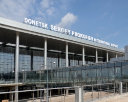 В  аэропорте Донецка идут бои