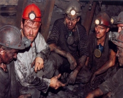 Из-за террористов добыча угля на Донбассе сократилась на четверть