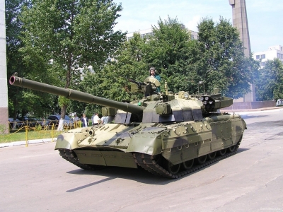 Украинская армия в разгар перемирия ввела танки в Донецк