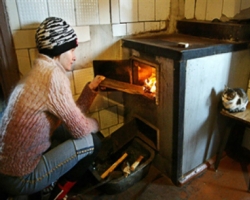 Украинцы замерзнут этой зимой: денег на оплату газа нет, а кредит будет только в 2015