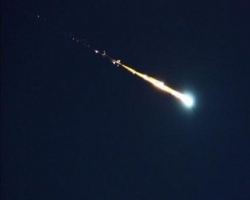 Японцы стали свидетелями полета метеорита