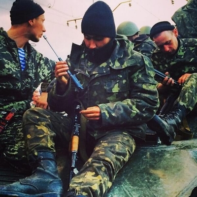 Украинские власти предлагают не воевать с сегодняшнего дня