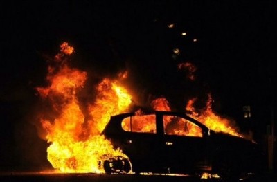 Сегодня ночью в Харькове на одной из автостоянок сгорели 4 авто, причины устанавливаются