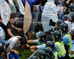40 человек арестованы на протестах в Гонконге