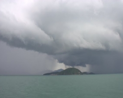 На Малайзию надвигается тайфун «Хагупит», несущий разрушения и человеческие жертвы