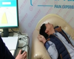 Мужчины из Китая испытали почти такую же боль, как при схватках (видео)