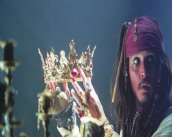 Из-за сильнейшей травмы Джонни Деппа, съемки 5 части "Пиратов" откладываются на неопределенный срок