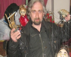 45-летний житель Житомира Сергей Соловьев создал более полусотни оригинальных кукол