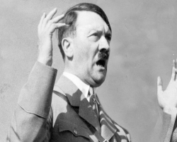 Гитлер, объявлявший себя аскетом, который заботится только о судьбе нации, на самом деле сколотил одно из крупнейших состояний в мире