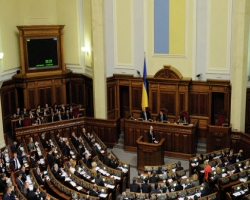 Верховная рада в первом чтении приняла закон, согласно которому иностранным гражданам разрешается служба в украинской армии