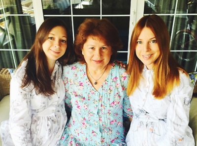 Наталья Подольская стала тетей - ее сестра Юлиана родила двух очаровательных девченок