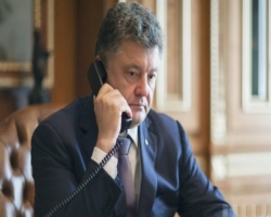 Президент Украины Петр Порошенко провел телефонный разговор с премьером Канады Харпером