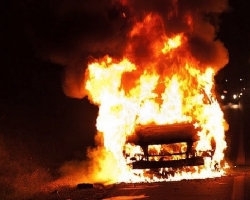 В ночь на 9 августа в Донецке около места проживания сотрудников ОБСЕ были сожжены четыре автомобиля организации