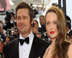 Пара Анджелина Джоли и Брэд Питт решили поселиться в Англии