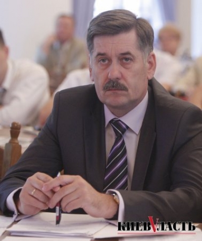 В Киеве заместитель мэра обещает бытылку коньяка, нашедшему дома без отопления
