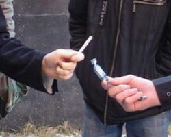 Завтра в Донецке сигареты будут менять на конфеты