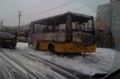 Маршрутка загорелась вместе с пассажирами в Одессе