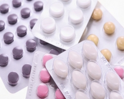 Минздрав проверит цены на лекарства
