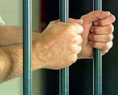 За взятку в 240 тыс. долларов чиновник получил 9 лет тюрьмы