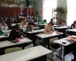 Абитуриенты отказываются сдавать тестирование по русскому языку