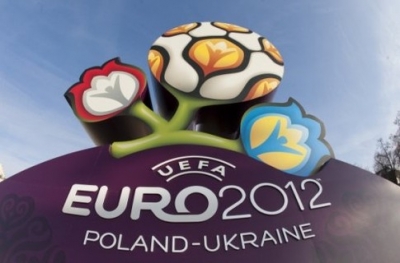Слухи об отмене Евро-2012 в Украине. Кому они выгодны?