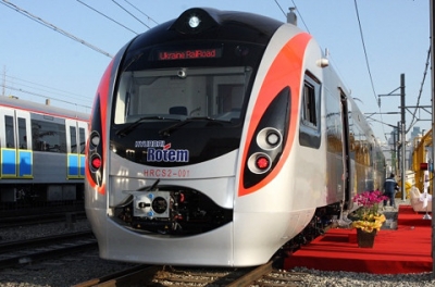 По маршруту "Киев-Донецк" начал курсировать поезд Hyundai 