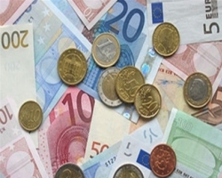 Испания спровоцировала понижение курса евро