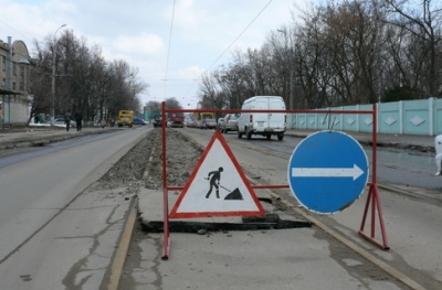 На ремонт дорог в Енакиево выделили 18 миллионов бюджетных денег