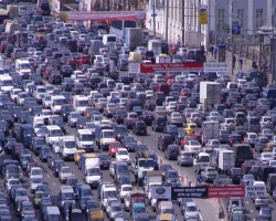 Через год-два автомобильное движение в Киеве будет невозможно - эксперт