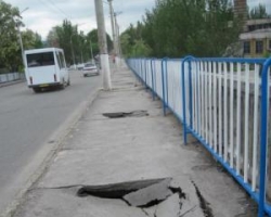 В Луганске не совсем законно строится путепровод