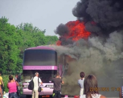 На трассе Киев-Харьков сгорел междугородний автобус