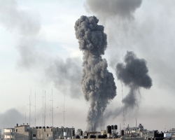 Израиль опять бомбил сектор Газа