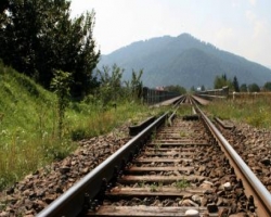 Машинист поезда сбил человека во Львовской области