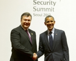 В Нью-Йорке встретились Янукович и Обама 
