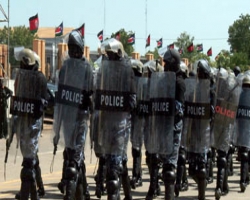 В Судане во время демонстраций убили уже 141 человека
