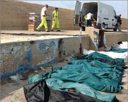 У итальянского острова Лампедуза погибли почти 300 мигрантов