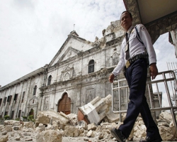 Землетрясение на Филиппинах унесло жизни 185 людей