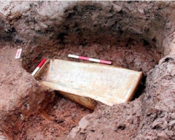 Гроб с останками древнеримского ребенка вскоре откроют