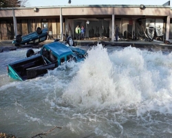 Одесситы пострадали из-за прорыва трубы водовода