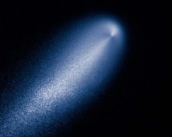 К Земле приближается комета тысячелетия