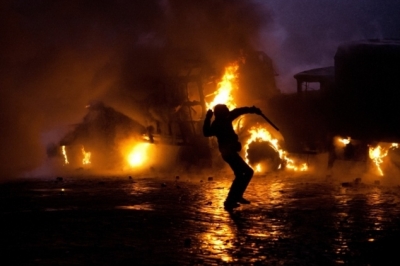 Сотни людей стали жертвами ночного штурма на улице Грушевского