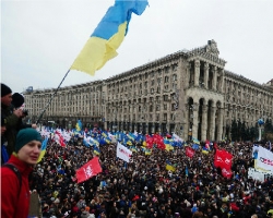 В Киеве началась Революция